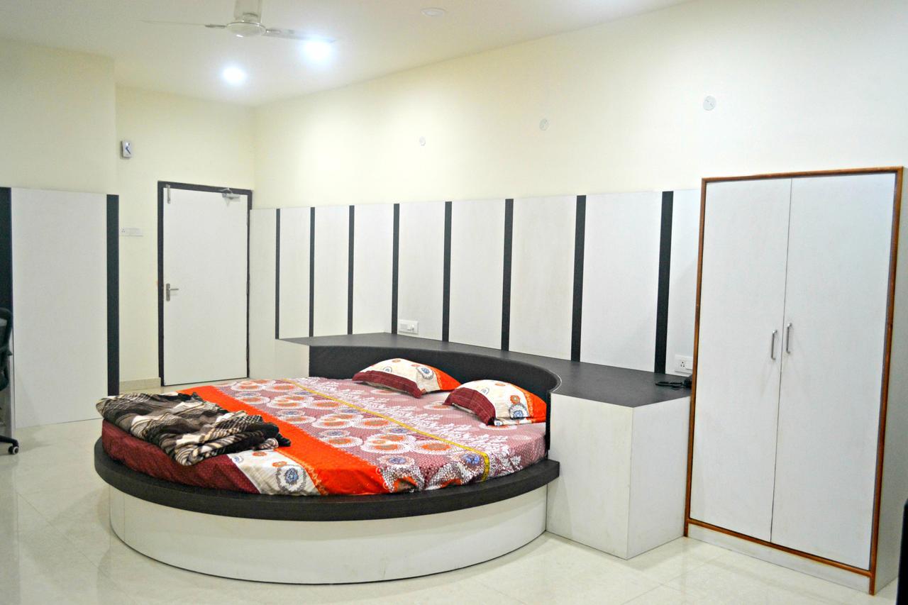 Balangir Hotel Bhammars الغرفة الصورة