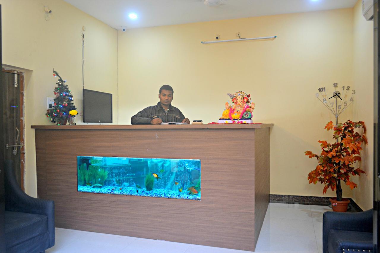 Balangir Hotel Bhammars المظهر الخارجي الصورة