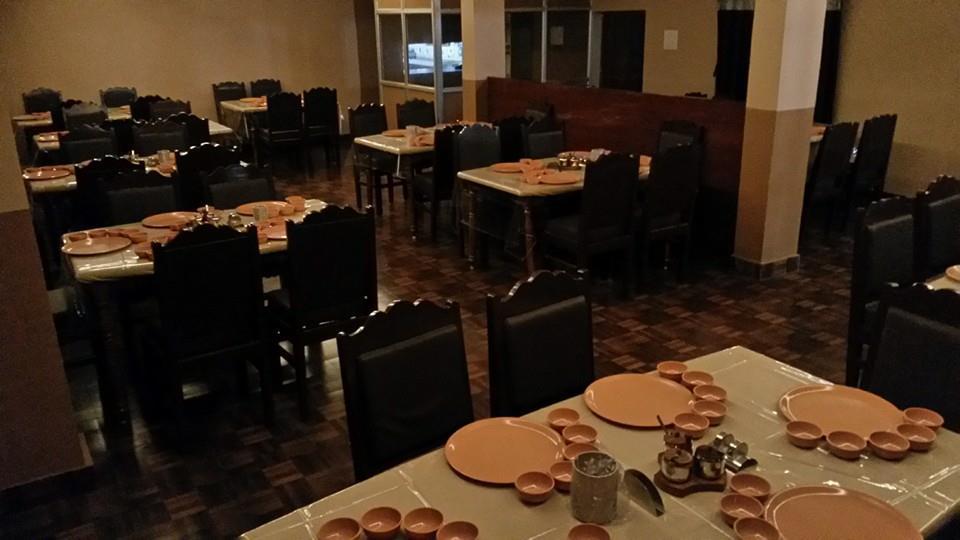 Balangir Hotel Bhammars المظهر الخارجي الصورة